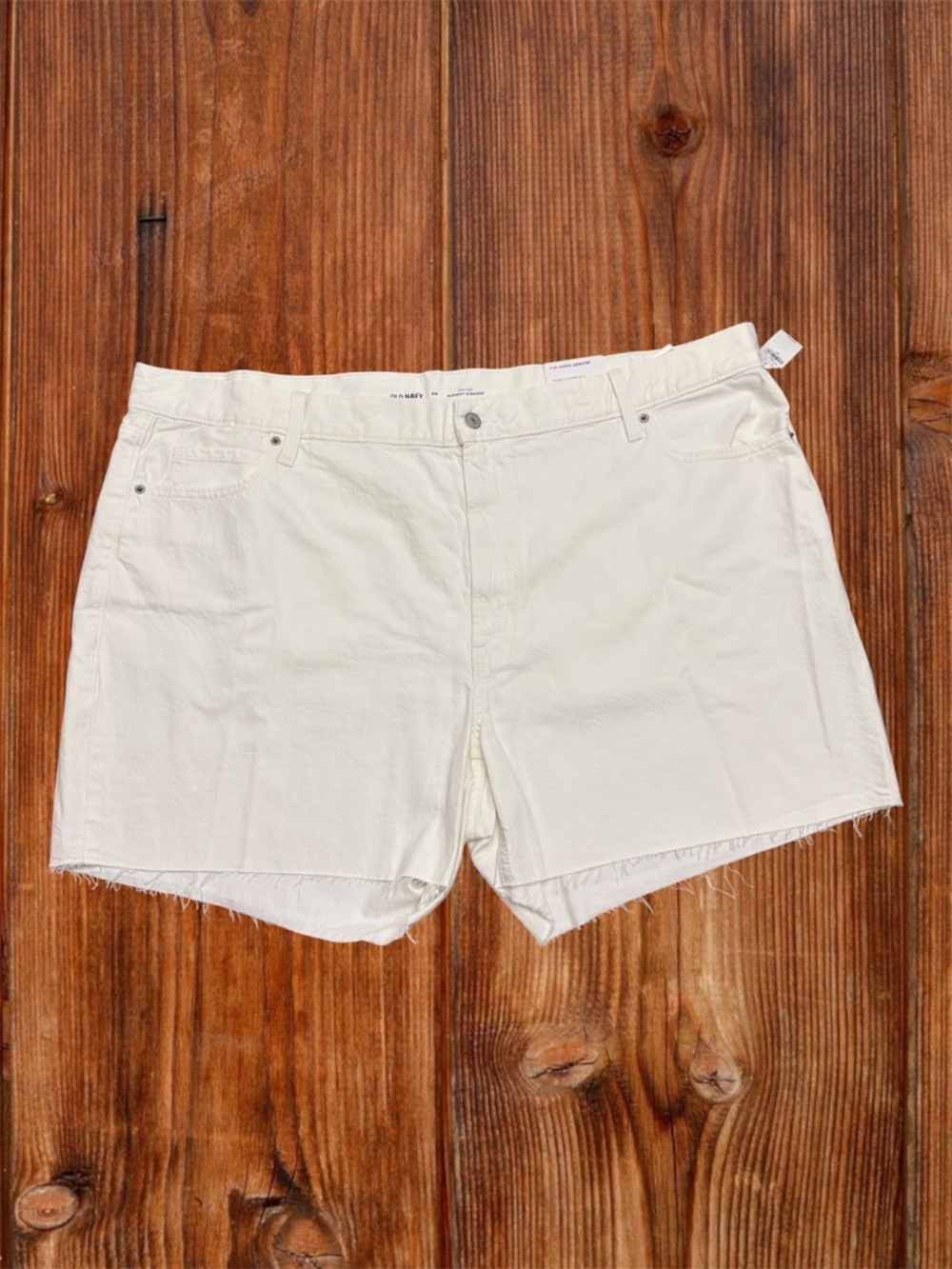 NEW Old Navy Plus Size Slouchy Straight 5" White Denim Jean Shorts